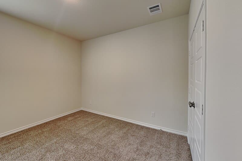 Denton Condo: 503 S Mockingbird Ln