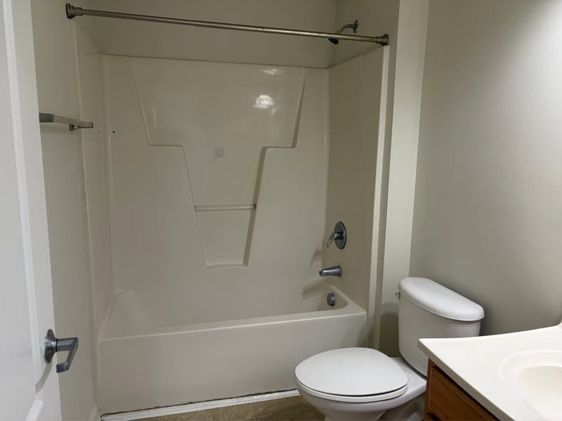 Tallahassee Condo: 3000 South Adams Street - 422