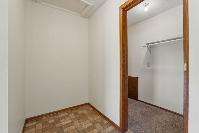 Hamburg Condo: 450 Brad Street