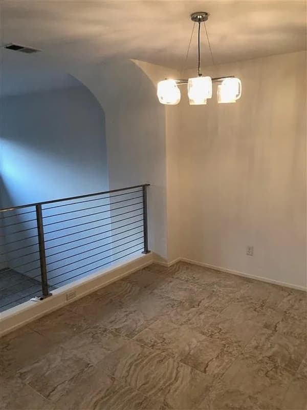 San Diego Condo: 12531 El Camino Real E