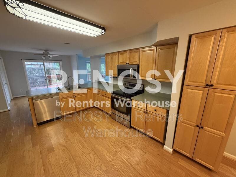 Forest Hill House: 345 Spenceola Pkwy