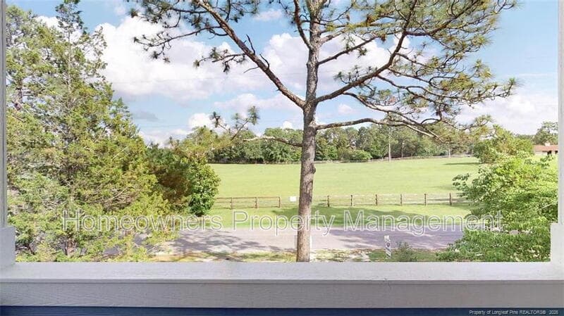 Southern Pines House: 408 Sheldon Road