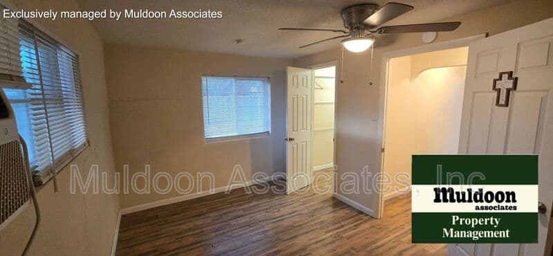 Pueblo House: 2615 Lambert Ave