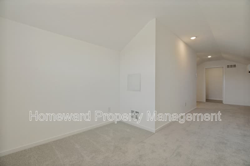Princeton House: 1037 Bishop Creek Dr