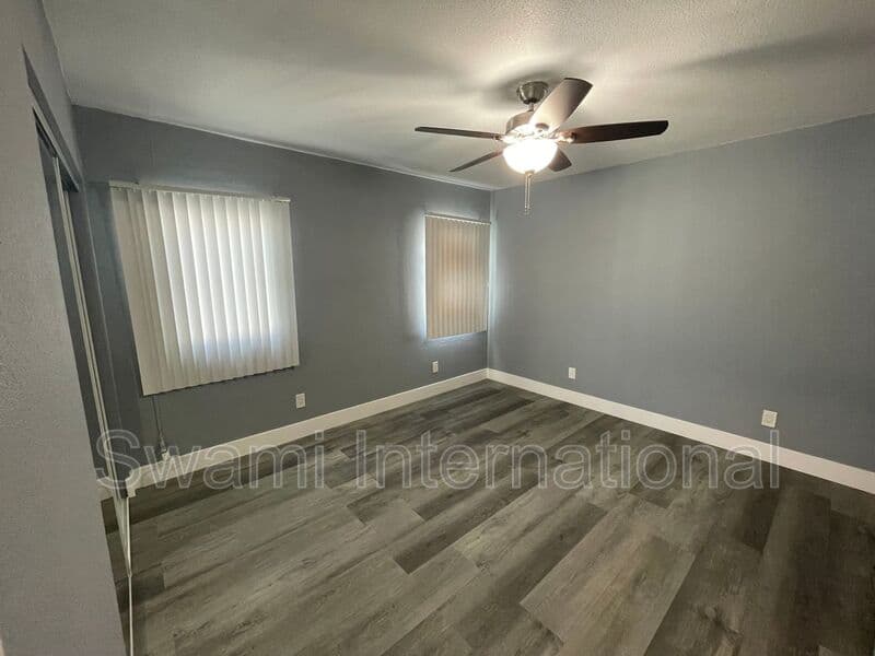 Los Angeles Condo: 1031 W. 102nd St.