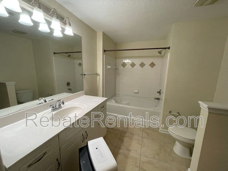 Jacksonville Condo: 10435 Midtown Parkway