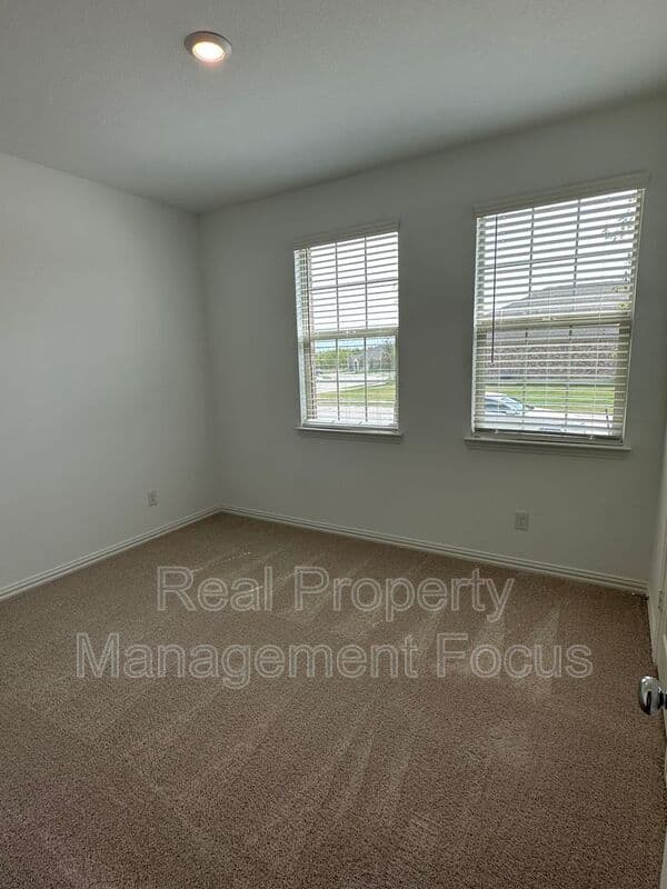 Fate House: 239 Jenkinson Dr