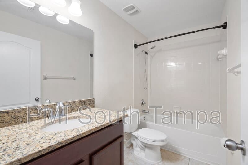 Hudson House: 13740 Newport Shores Dr