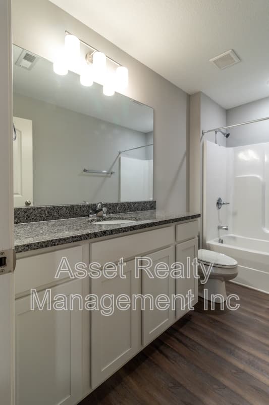 Knoxville House: 7832 Beeler Farms Ln