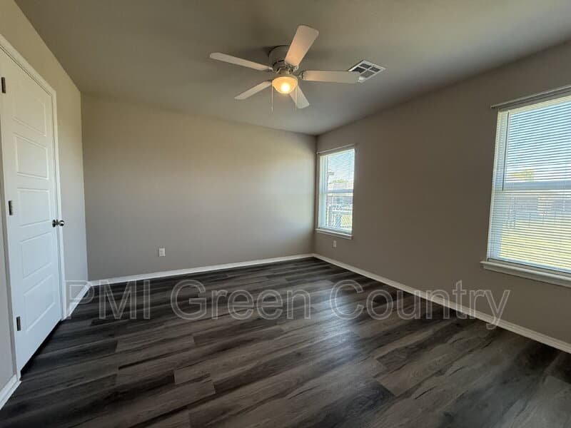 Skiatook Condo: 14709 N 46th W Ave