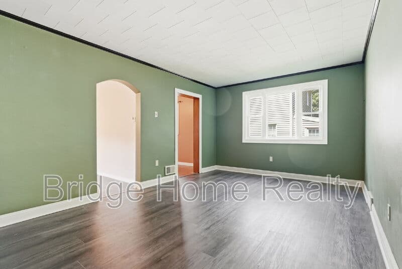 Mars House: 507 Cherry St
