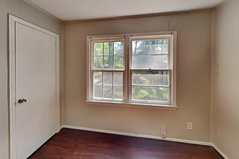 Birmingham House: 441 13th Ave NW