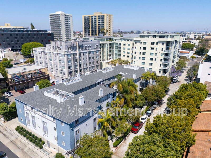 San Diego Condo: 1756 Essex Street