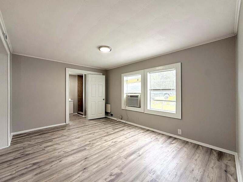 Tampa House: 8213 North Elmer Street
