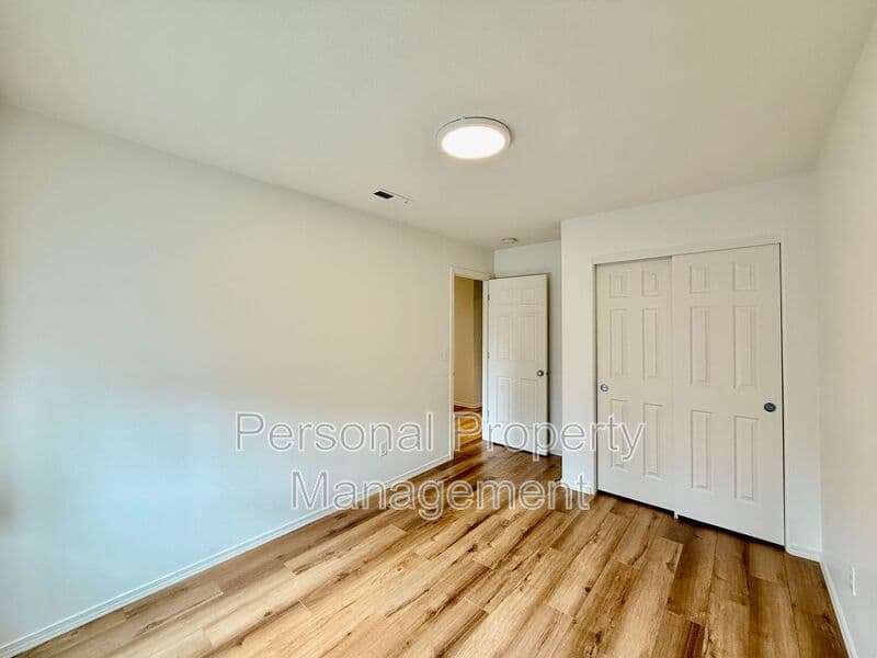 Washougal House: 5327 N St