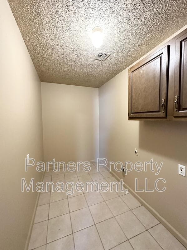Gentry Condo: 107 Pine Avenue - 8