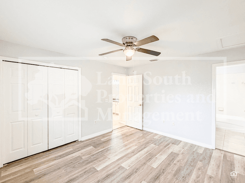 Lakeland House: 5527 Gaur Lane