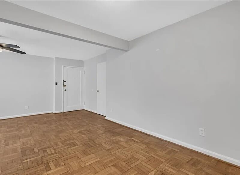 Arlington Condo: 500 S Courthouse Rd