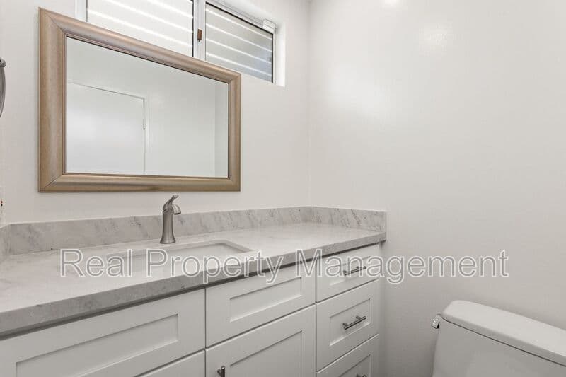 Carlsbad House: 3250 Westwood Drive