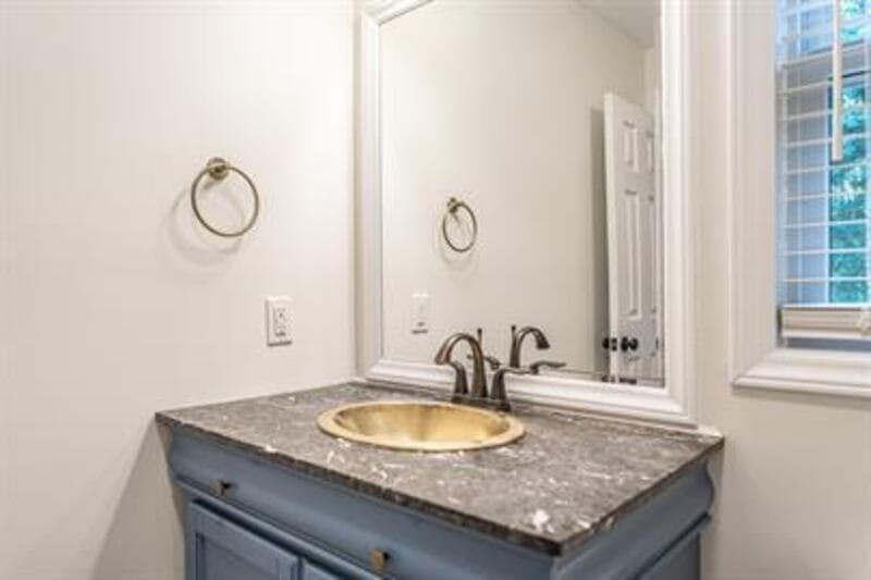 Southern Pines House: 145 Sandhurst Place
