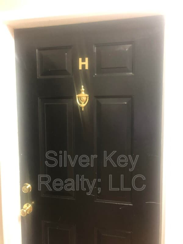 Athens Condo: 217 E. Washington Ave