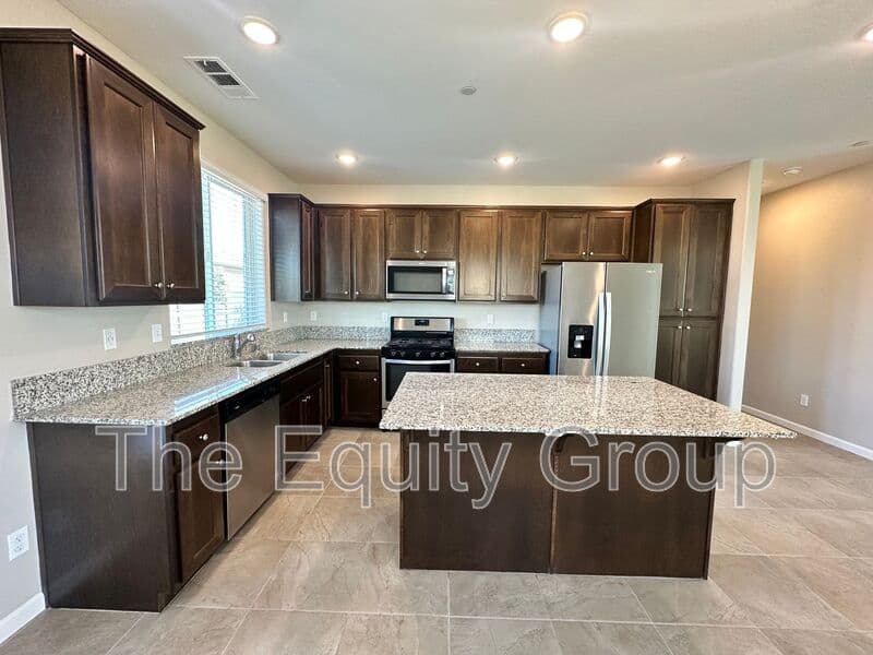 Visalia House: 4520 W. Flagstaff Ave