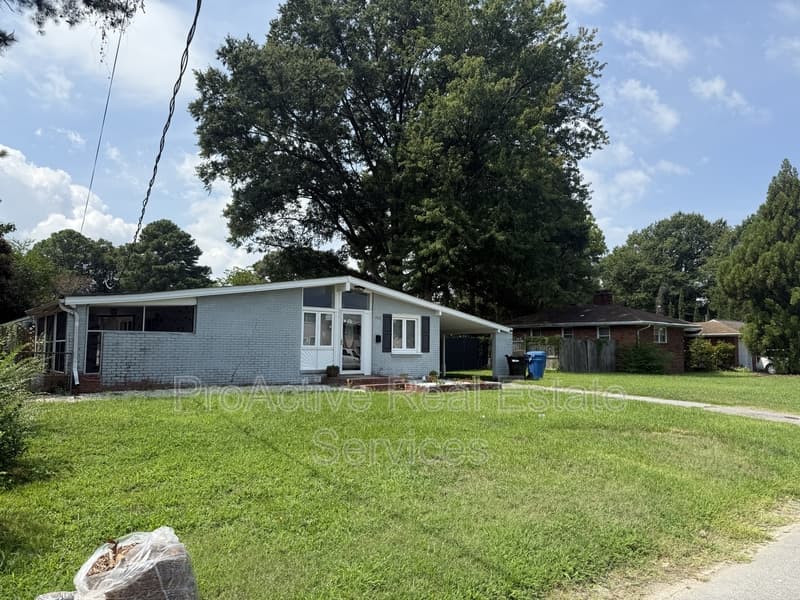 Virginia Beach House: 1021 Mineola Dr