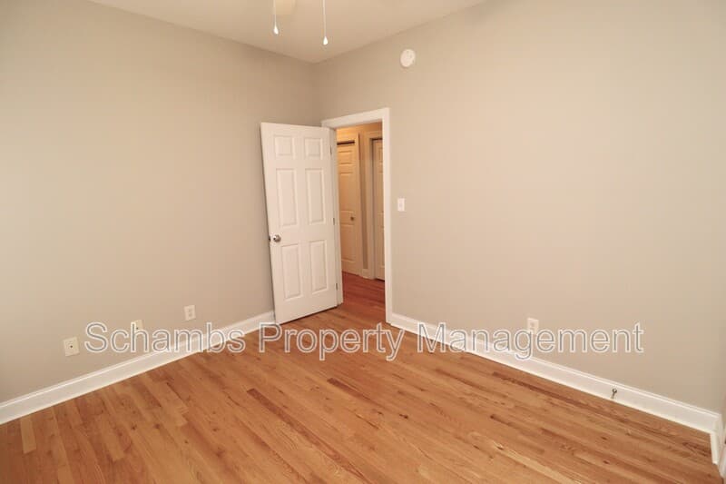Apex House: 1003 Scotts Ridge Trl