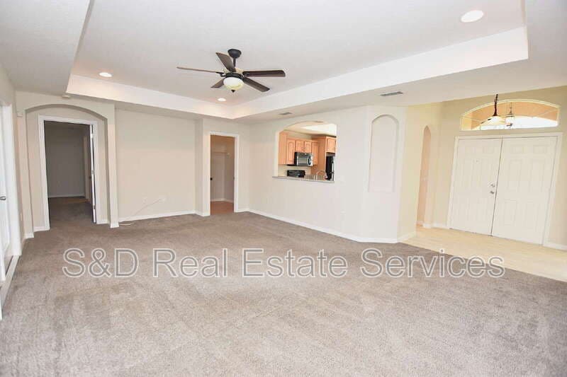 Lakeland House: 5029 1st St. SE