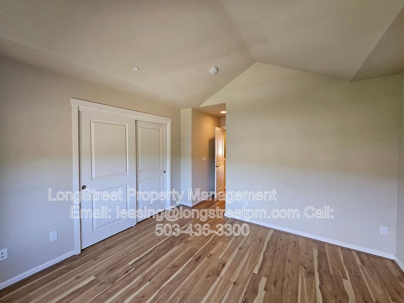 Portland Townhome: 14976 NW Orchid St