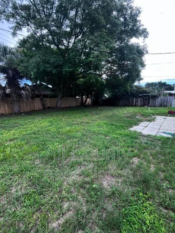 Port Richey House: 7027 Bougenville Dr
