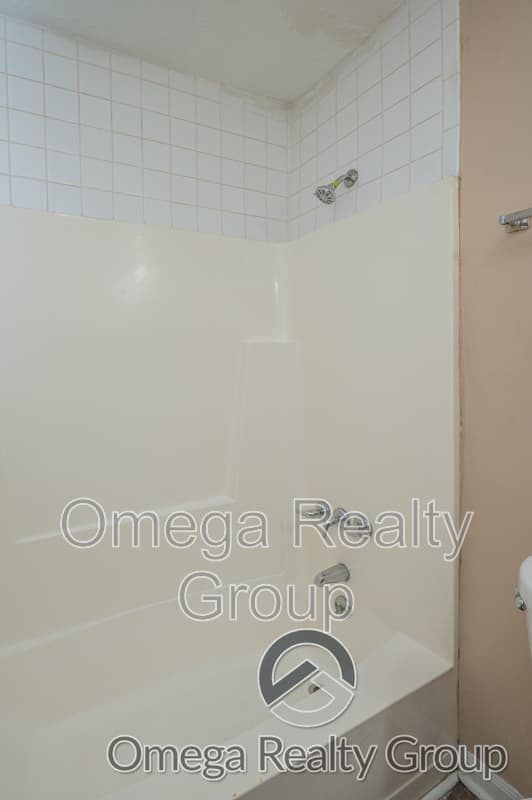 Phenix City Apartment: 901 25th Ave