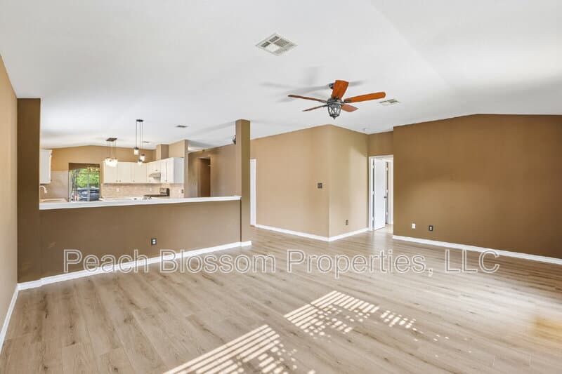Round Rock House: 2656 Bradley Lane