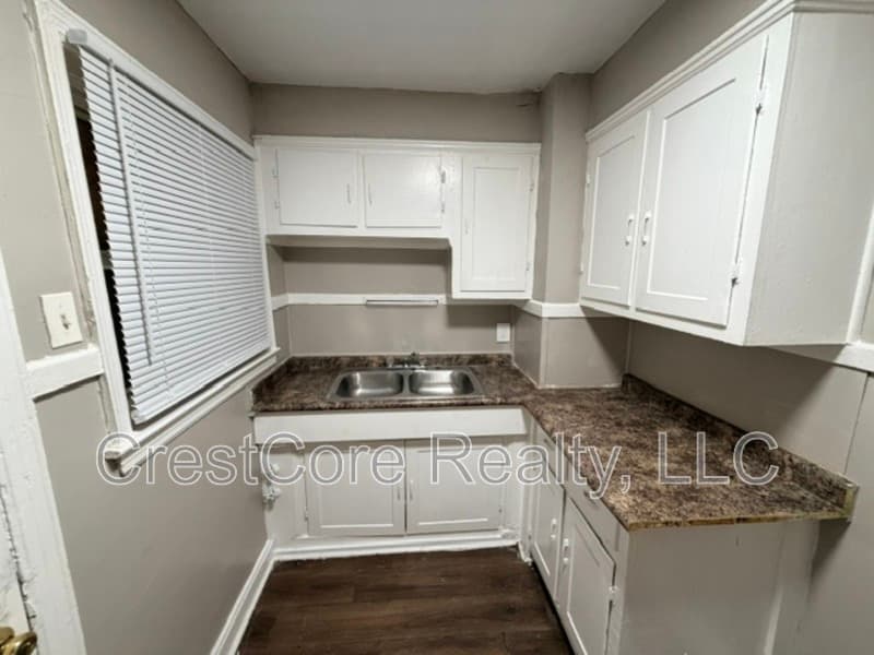 Memphis Condo: 823 Pearce St