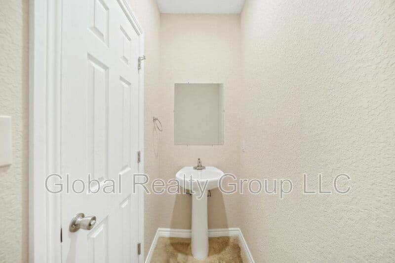 San Antonio Condo: 6914 Crestway Dr