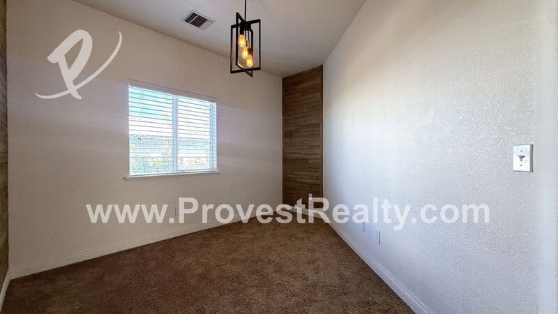 Hesperia House: 7146 Amanda Way