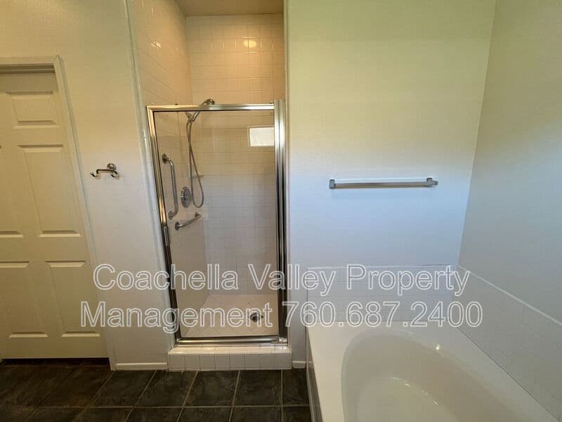 Cathedral City House: 68681 Pasada Rd