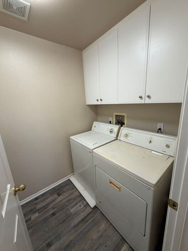 Murrieta House: 33770 Willow Haven