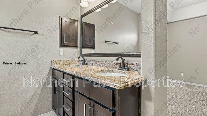 El Paso House: 3141 Spring Willow