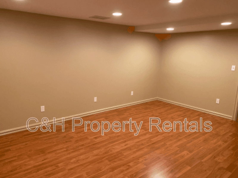 Billings Condo: 2080 Glasser Place - 1