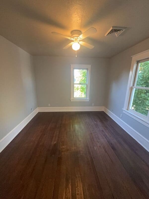 Stroudsburg House: 528 Lindbergh Avenue