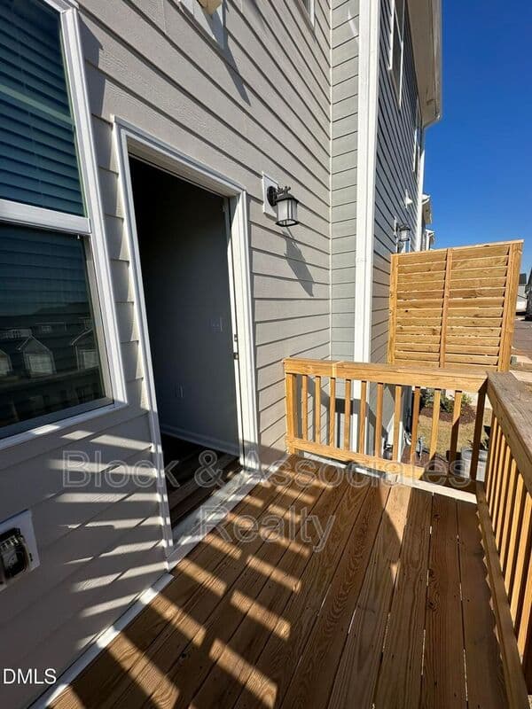 Wake Forest House: 608 Gimari Drive