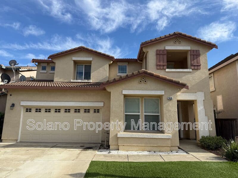 Fairfield House: 2429 Flatley Circle