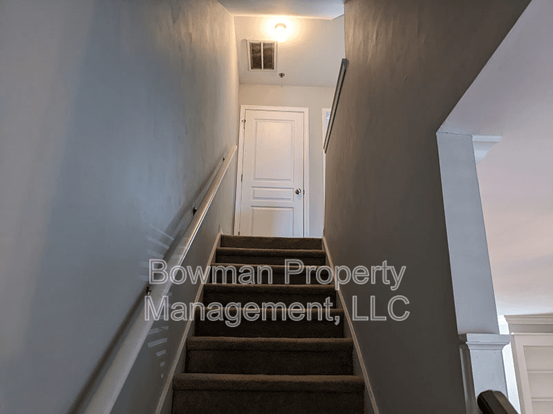 Athens Condo: 660 Barnett Shoals Rd