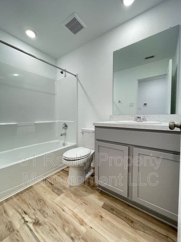 Richmond House: 3219 Aster Meadow Way