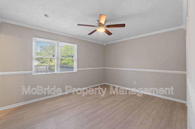 Augusta House: 4009 Royal Oaks Court