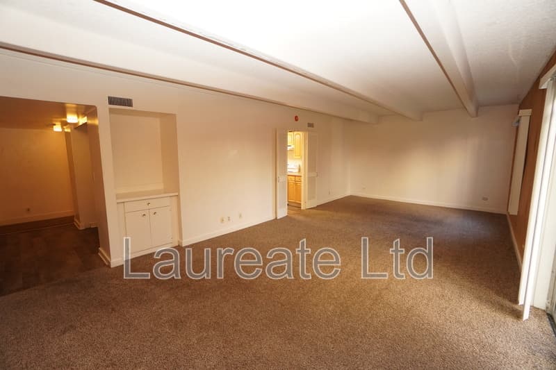Denver Condo: 9700 E. Iliff Ave
