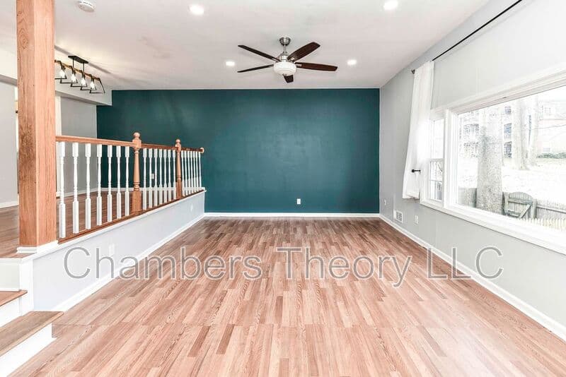 Springfield Condo: 5910 Prince James Dr