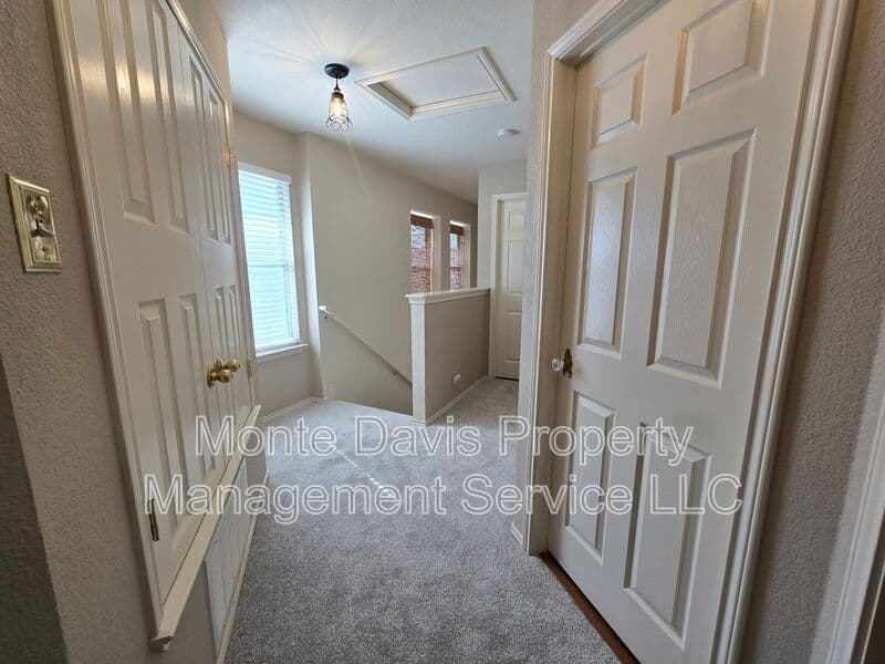 Cedar Park House: 601 Cherry Creek Drive