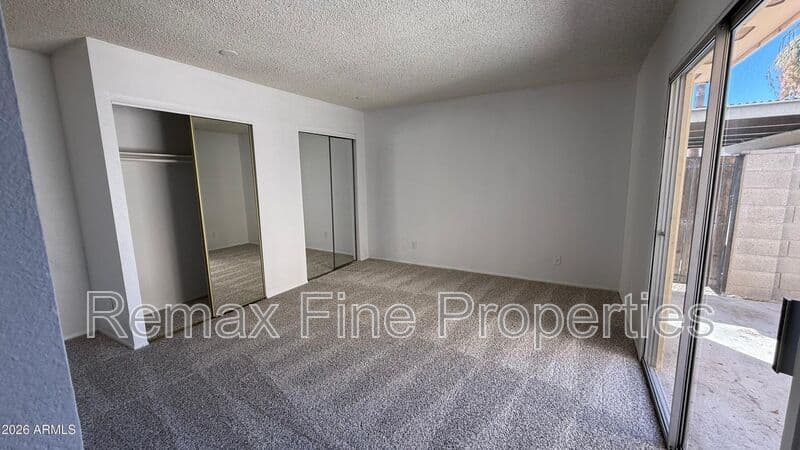 Glendale House: 5701 N 44th Avenue
